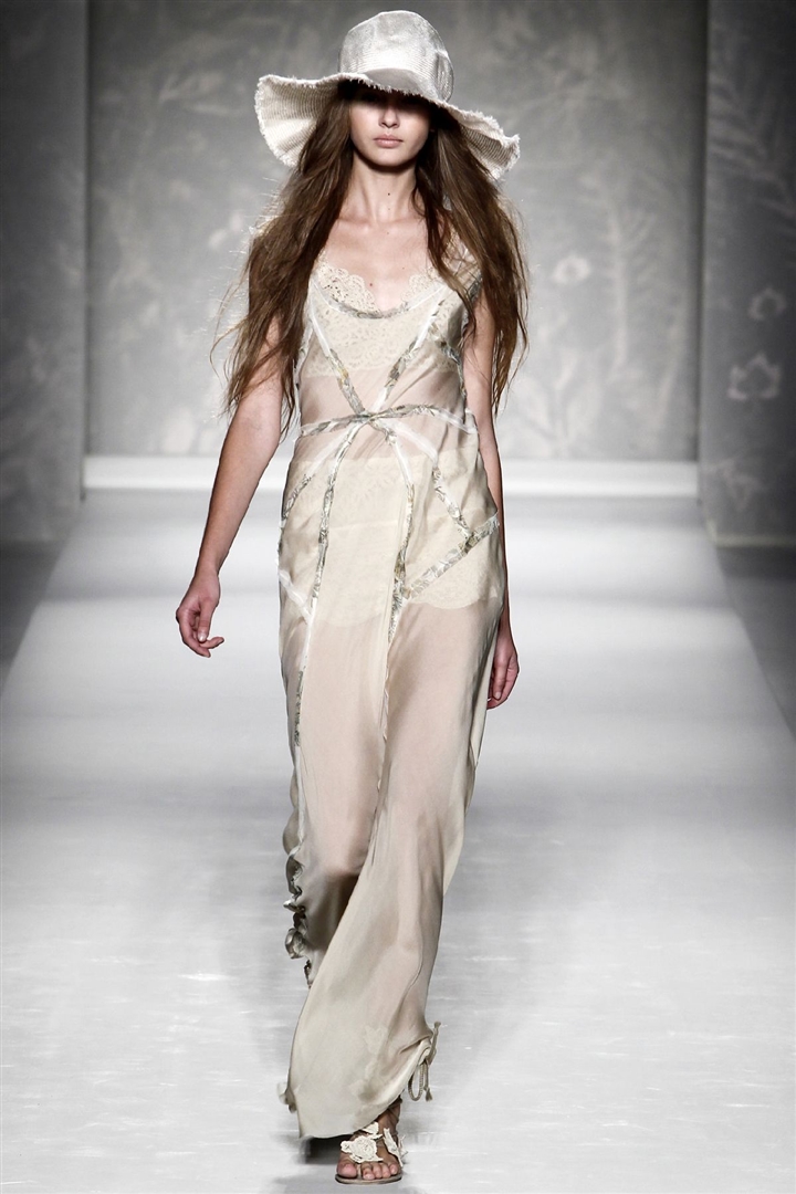 Alberta Ferretti 2011 İlkbahar/Yaz