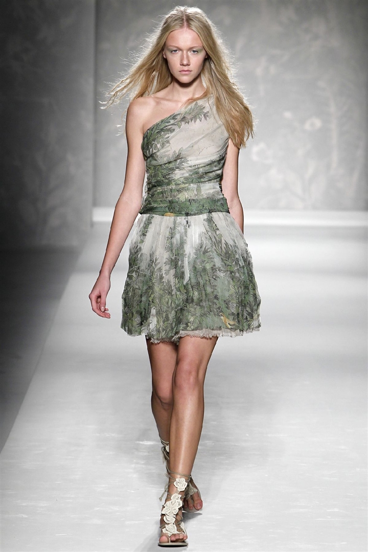 Alberta Ferretti 2011 İlkbahar/Yaz