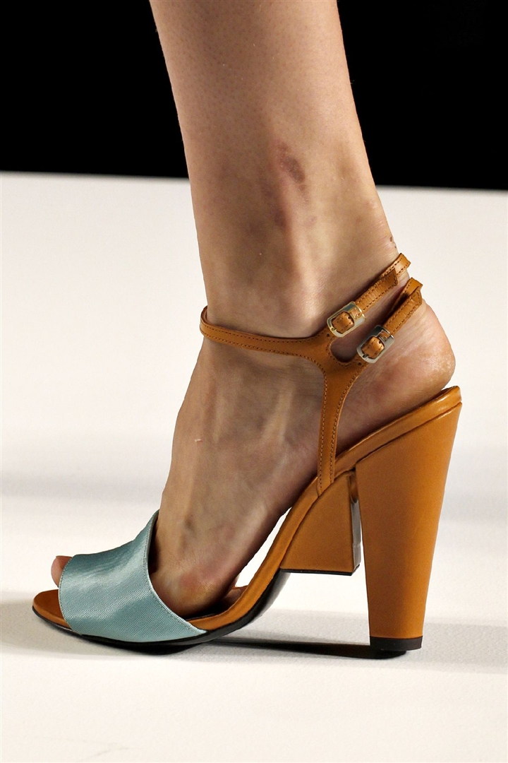 Fendi 2011 İlkbahar/Yaz Detay