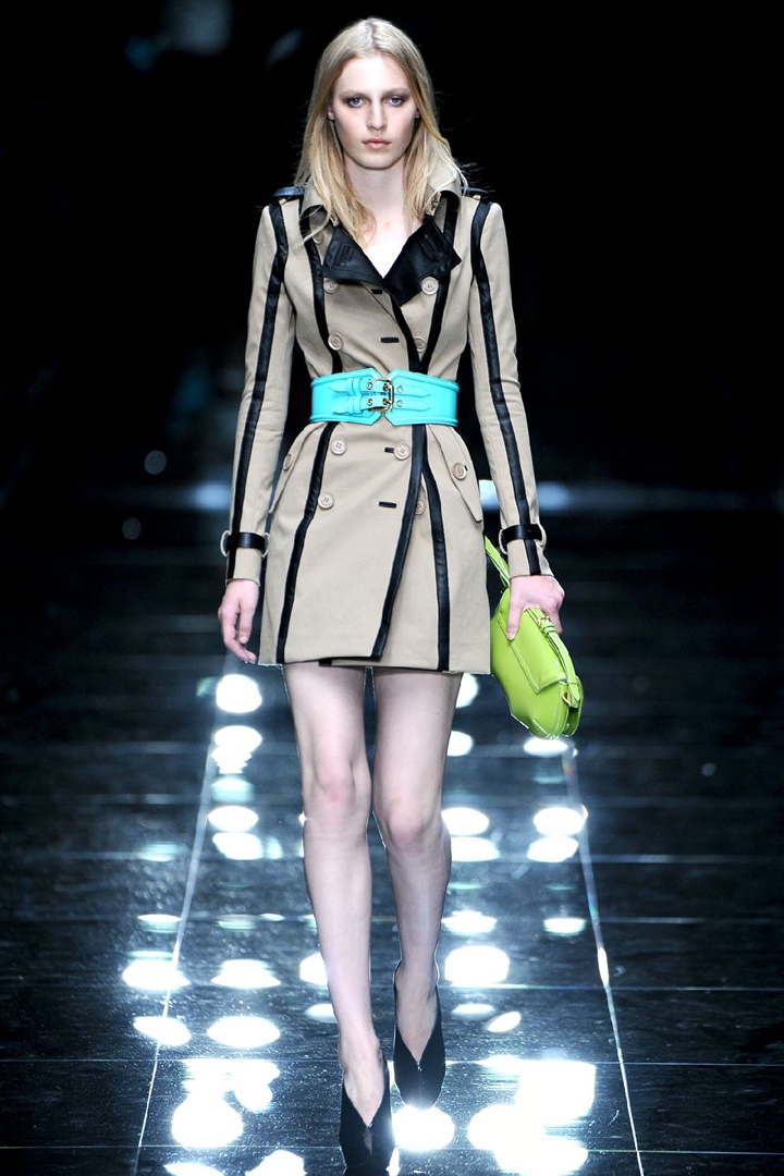 Burberry Prorsum 2011 İlkbahar/Yaz