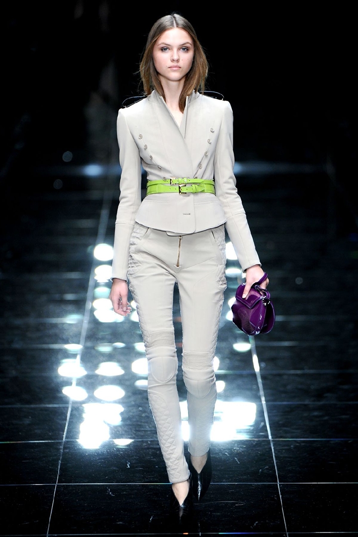 Burberry Prorsum 2011 İlkbahar/Yaz