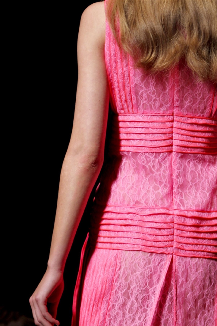 Christopher Kane 2011 İlkbahar/Yaz Detay