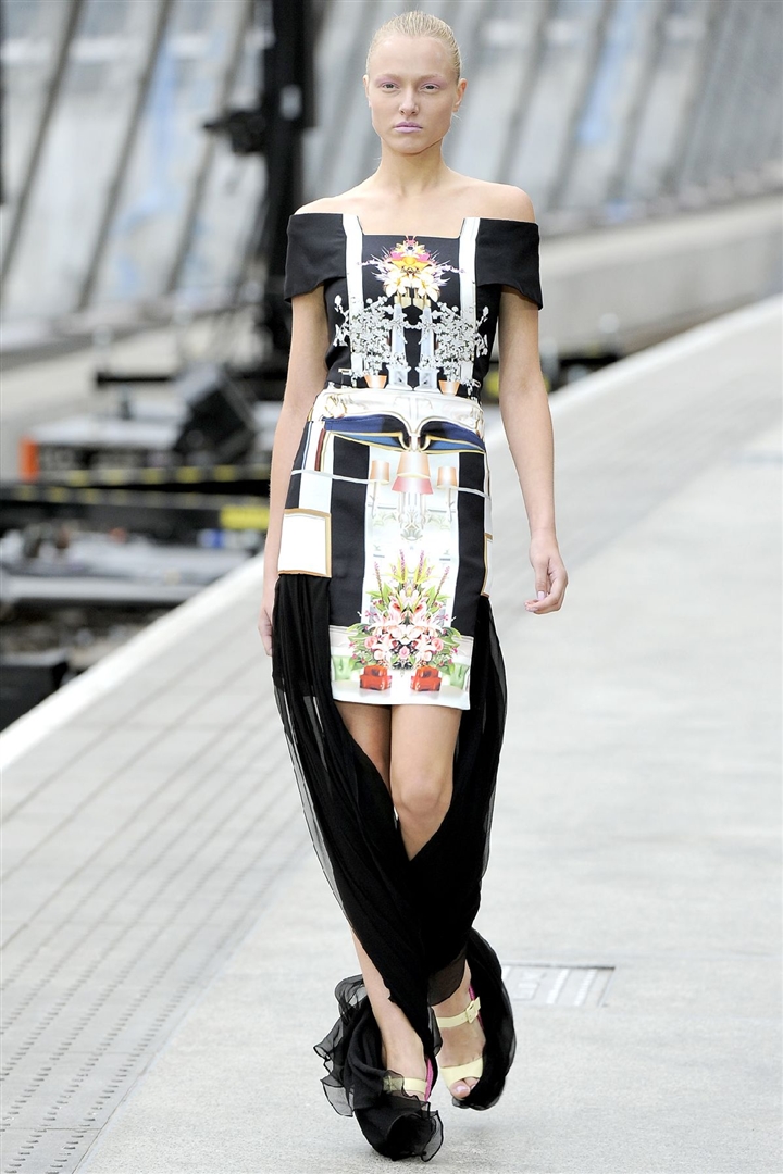 Mary Katrantzou 2011 İlkbahar/Yaz