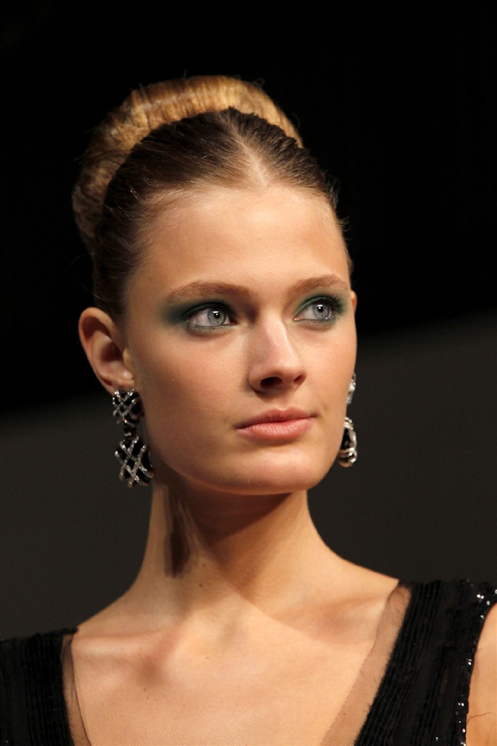 Oscar de la Renta 2011 İlkbahar/Yaz Detay