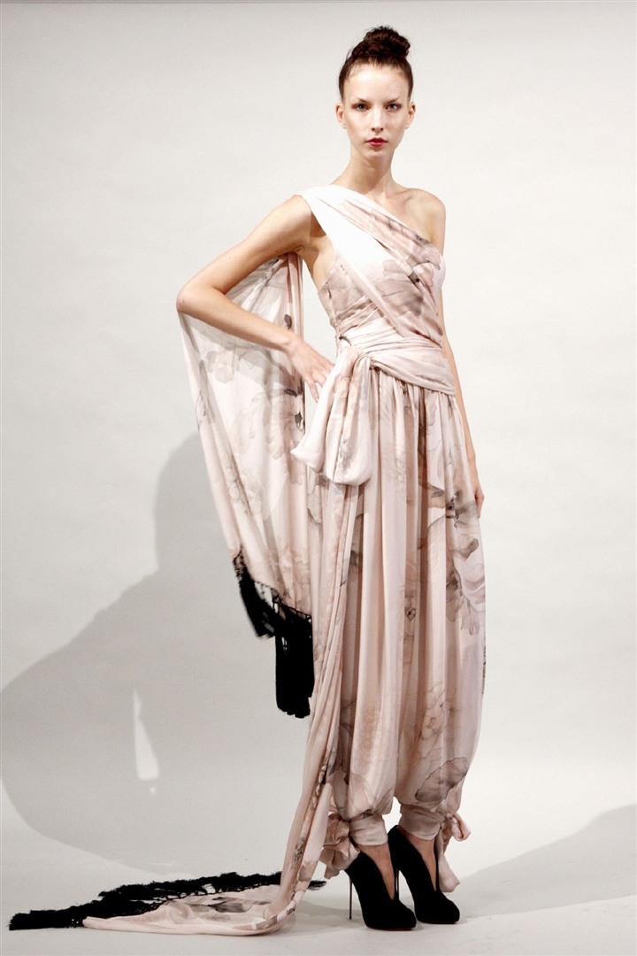 Marchesa 2011 İlkbahar/Yaz