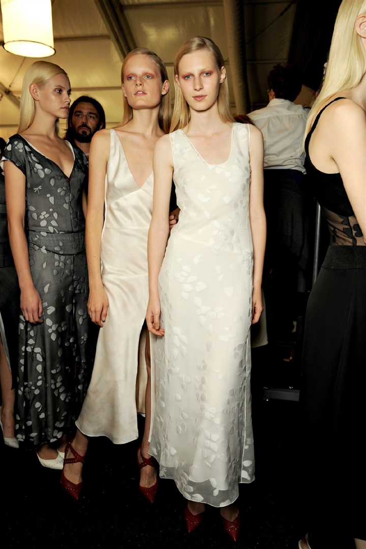 Narciso Rodriguez 2011 İlkbahar/Yaz Çekim Arkası