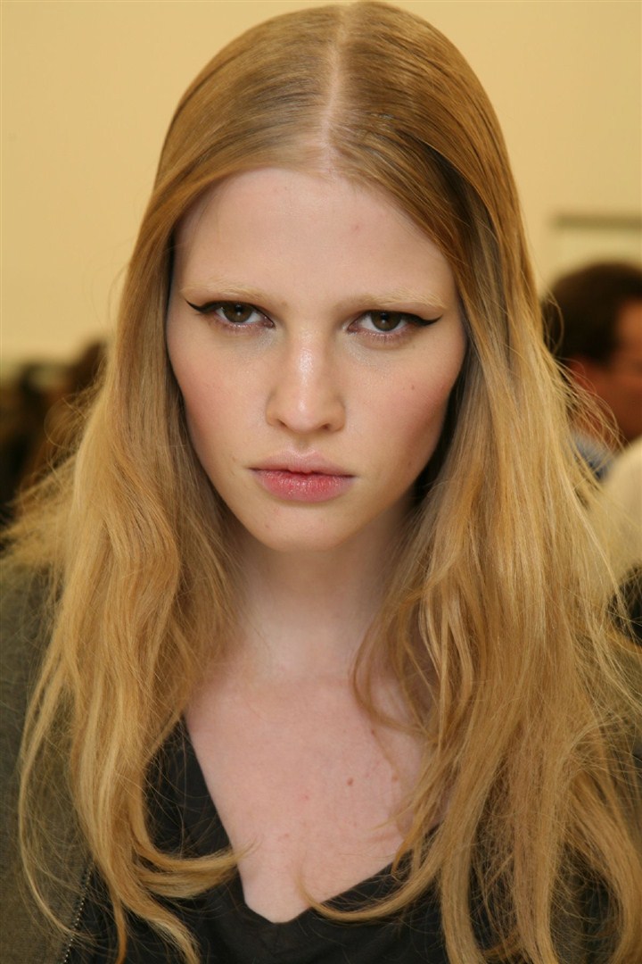 Lara Stone