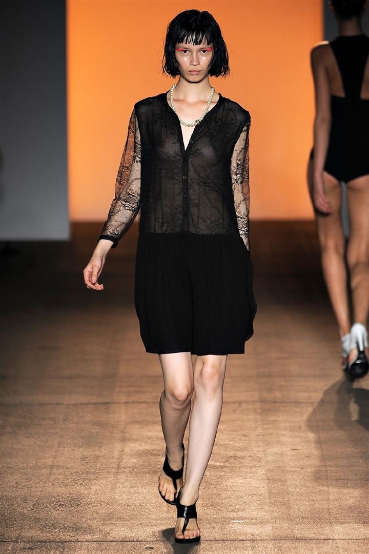 Yigal Azrouel 2011 İlkbahar/Yaz