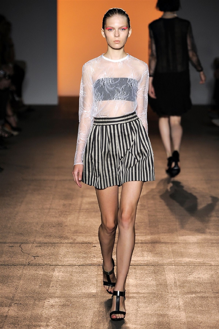 Yigal Azrouel 2011 İlkbahar/Yaz