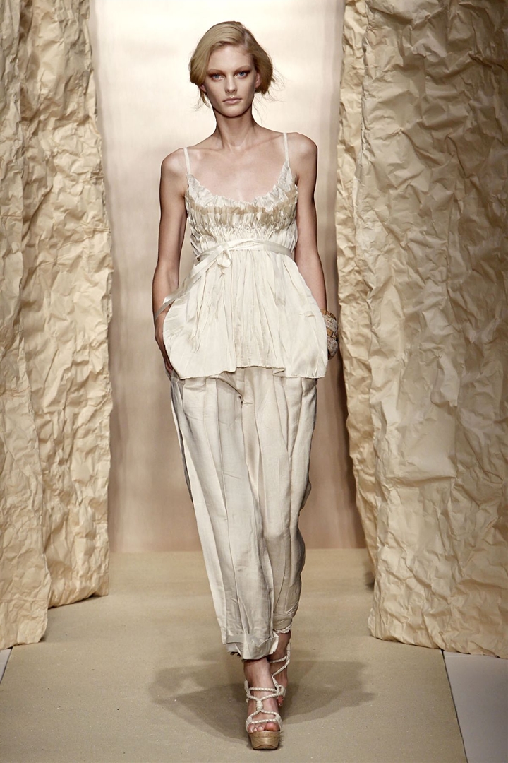 Donna Karan 2011 İlkbahar/Yaz