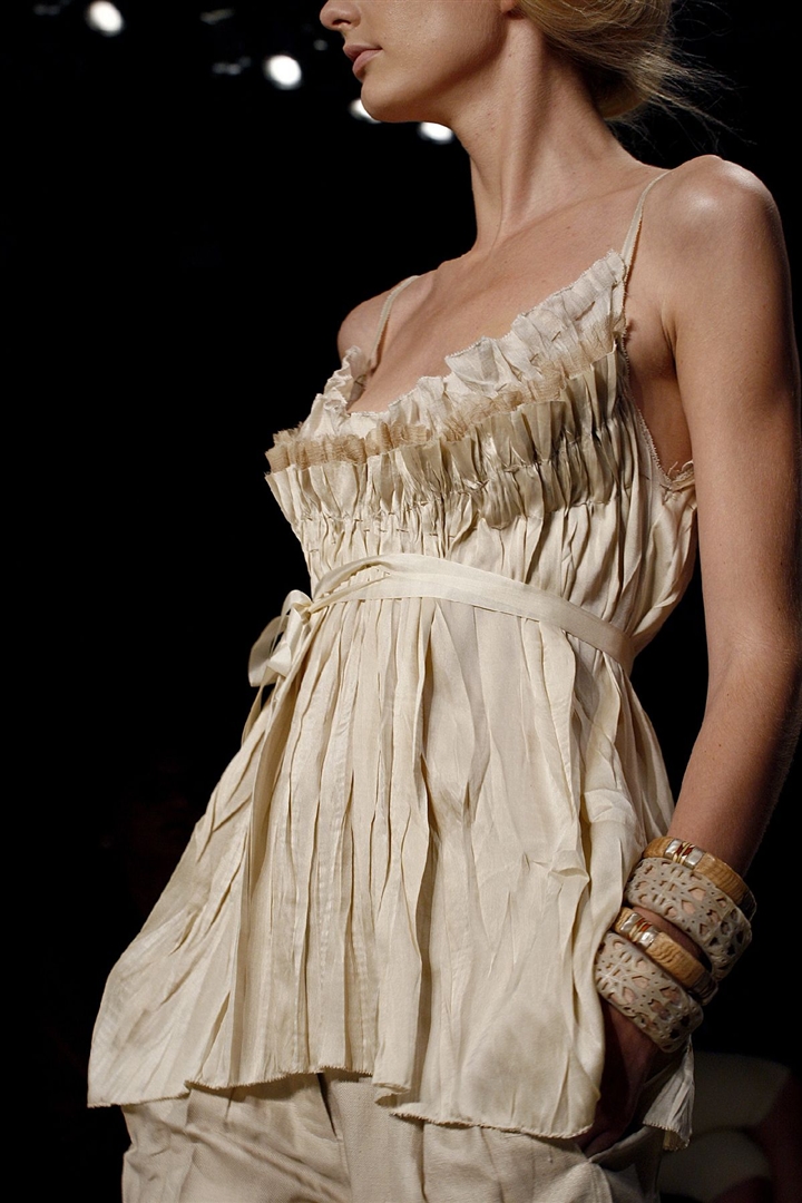 Donna Karan 2011 İlkbahar/Yaz Detay