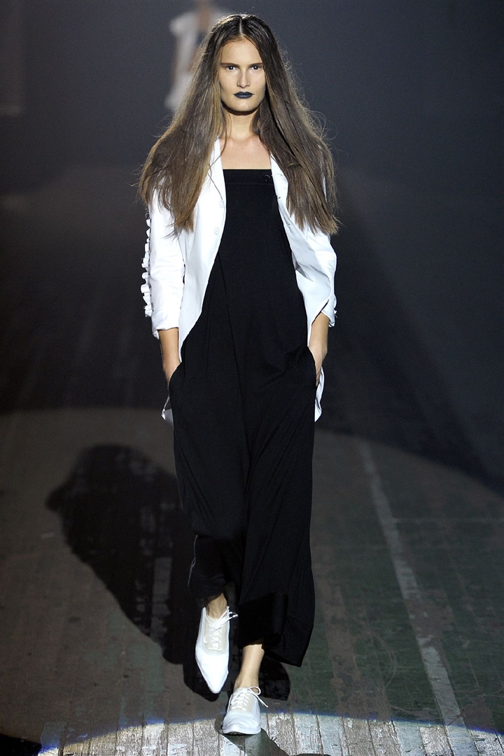 Y-3 2011 İlkbahar/Yaz