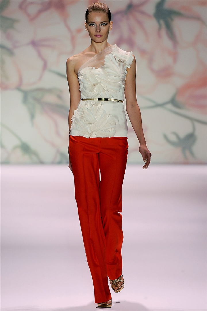 Monique Lhuillier 2011 İlkbahar/Yaz