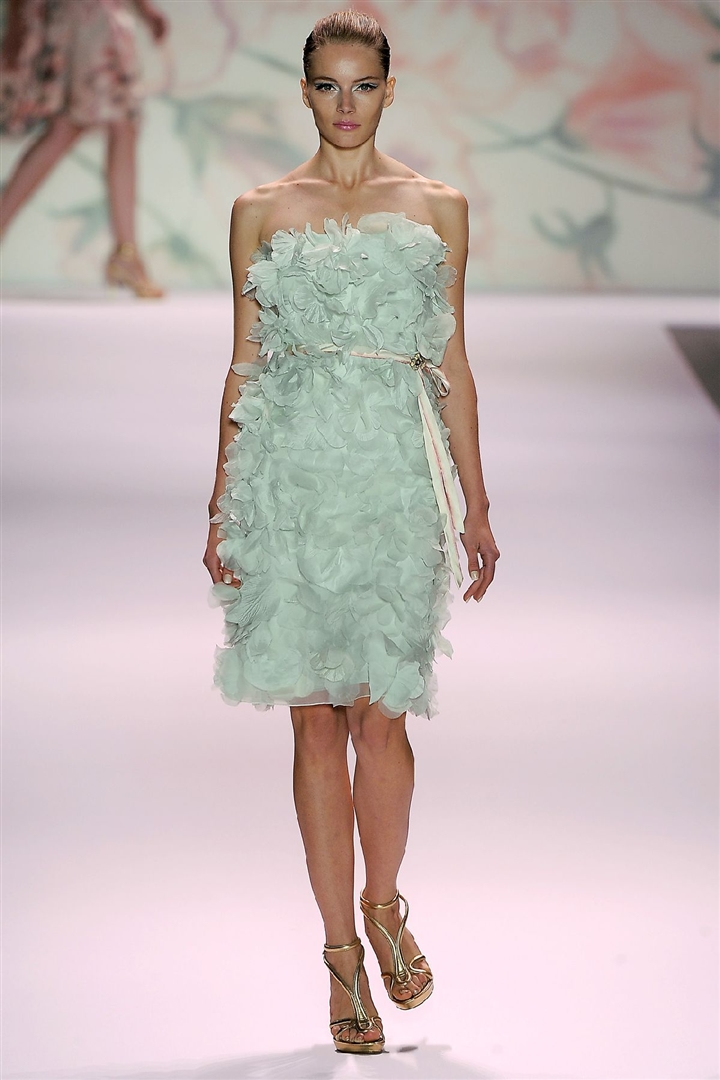 Monique Lhuillier 2011 İlkbahar/Yaz