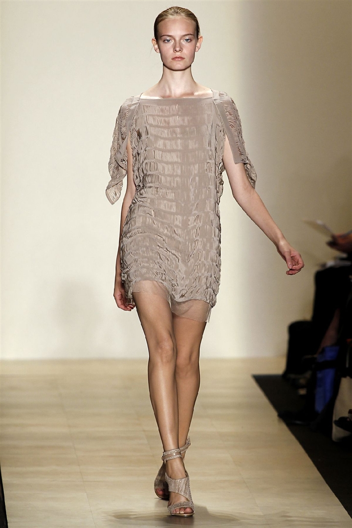 BCBG Max Azria 2011 İlkbahar/Yaz