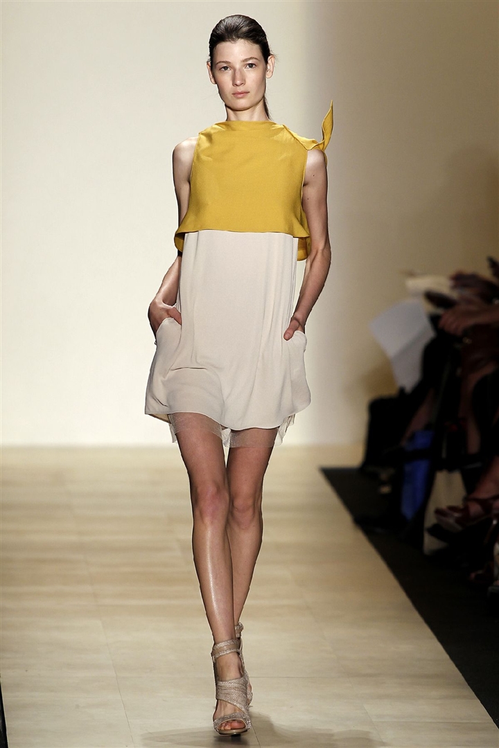 BCBG Max Azria 2011 İlkbahar/Yaz