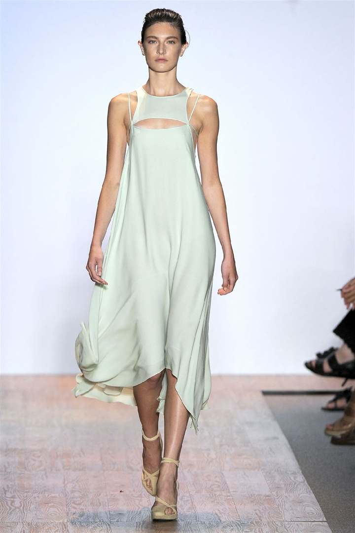 Max Azria 2011 İlkbahar/Yaz