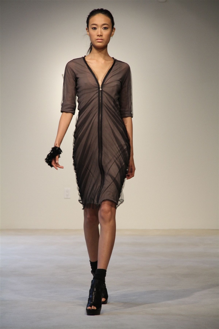 Vera Wang 2011 İlkbahar/Yaz Resort