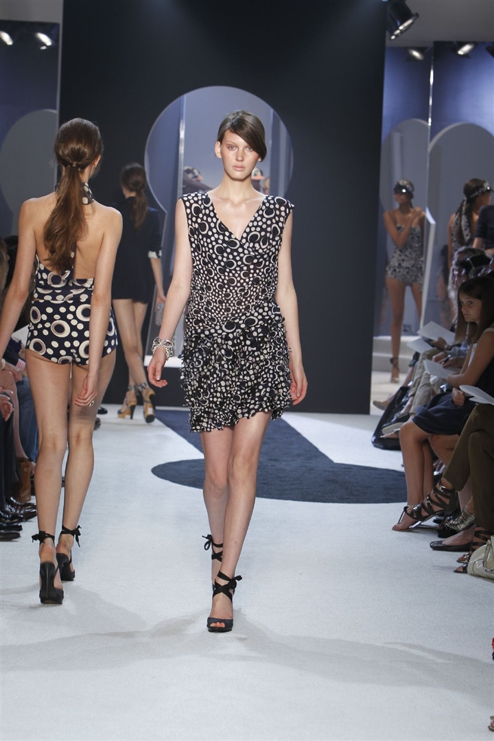 Diane von Furstenberg 2011 İlkbahar/Yaz Resort