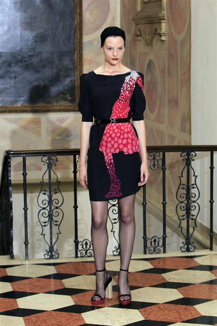 Saint Laurent 2011 İlkbahar/Yaz Resort