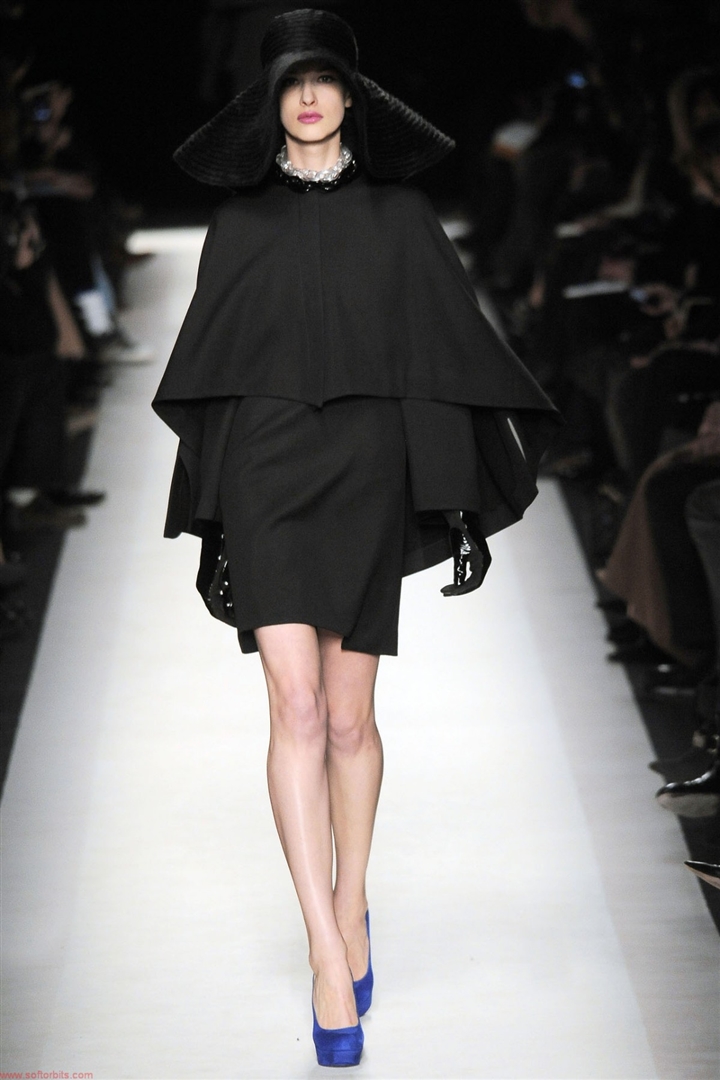 Saint Laurent 2010-2011 Sonbahar/Kış