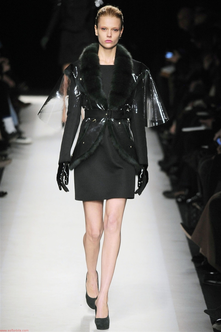 Saint Laurent 2010-2011 Sonbahar/Kış