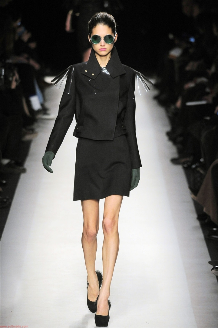 Saint Laurent 2010-2011 Sonbahar/Kış