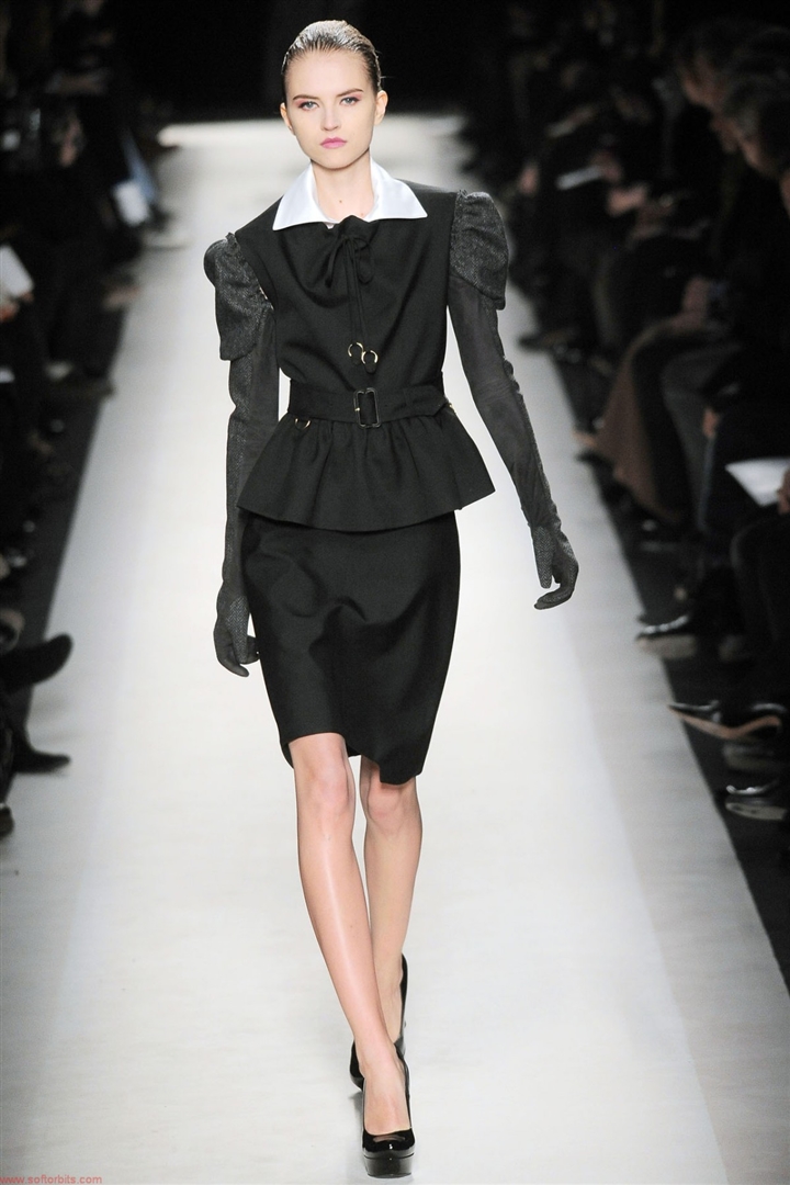 Saint Laurent 2010-2011 Sonbahar/Kış