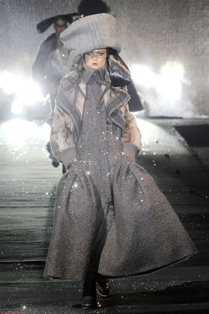 John Galliano 2010-2011 Sonbahar/Kış