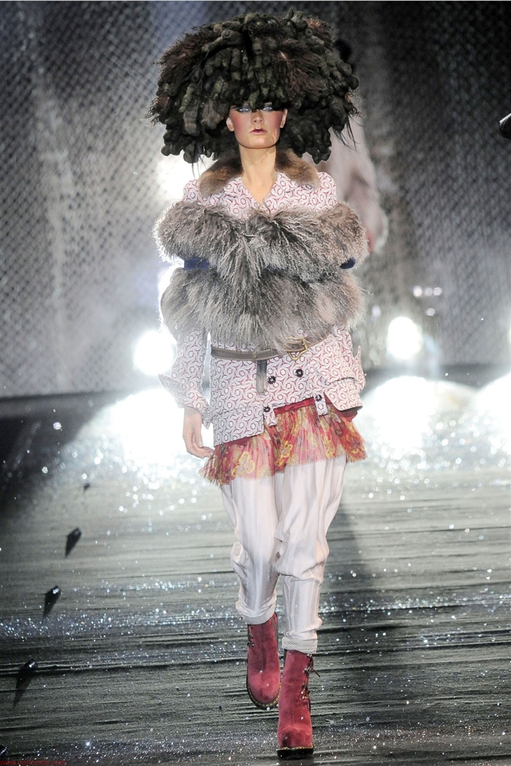 John Galliano 2010-2011 Sonbahar/Kış