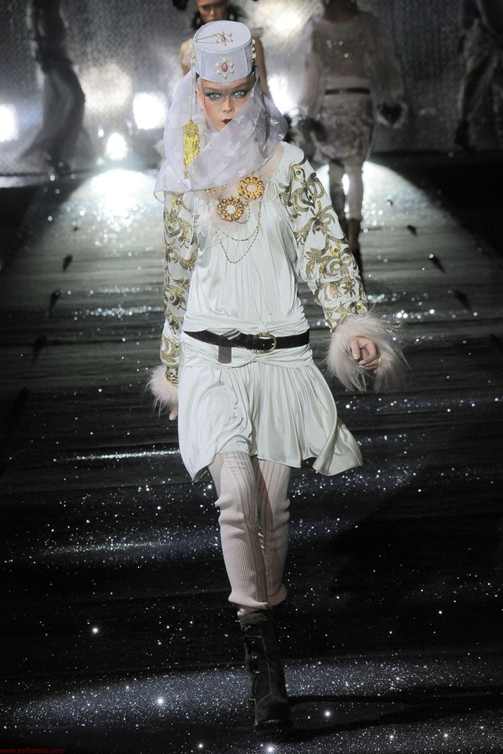 John Galliano 2010-2011 Sonbahar/Kış