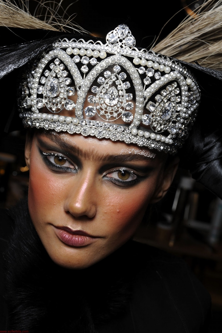 John Galliano 2010-2011 Sonbahar/Kış Güzellik