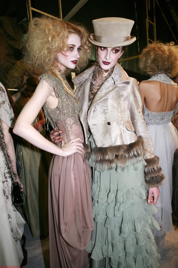 Christian Dior 2010-2011 Sonbahar/Kış Çekim Arkası