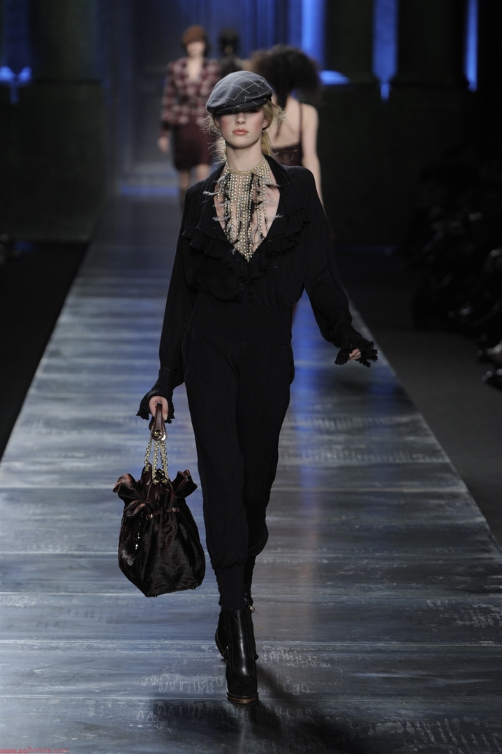 Christian Dior 2010-2011 Sonbahar/Kış