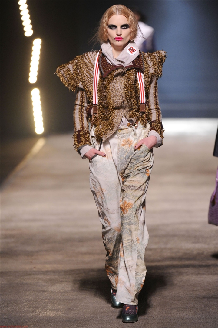 Vivienne Westwood 2010-2011 Sonbahar/Kış