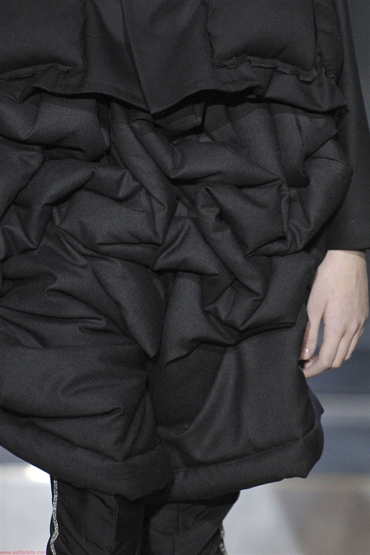 Comme des Garçons  2010-2011 Sonbahar/Kış Detay