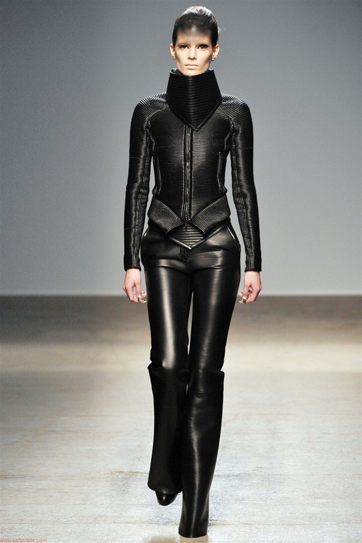 Gareth Pugh 2010-2011 Sonbahar/Kış