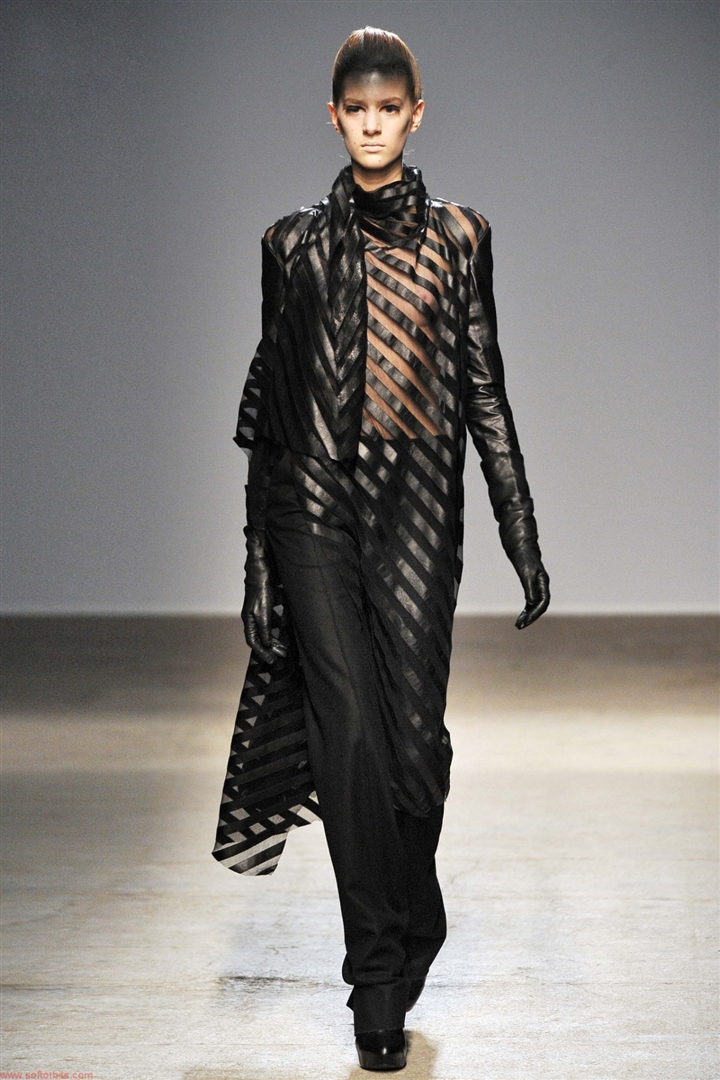 Gareth Pugh 2010-2011 Sonbahar/Kış