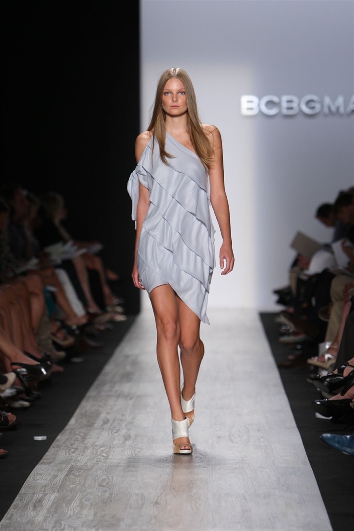 BCBG Max Azria 2009 İlkbahar/Yaz