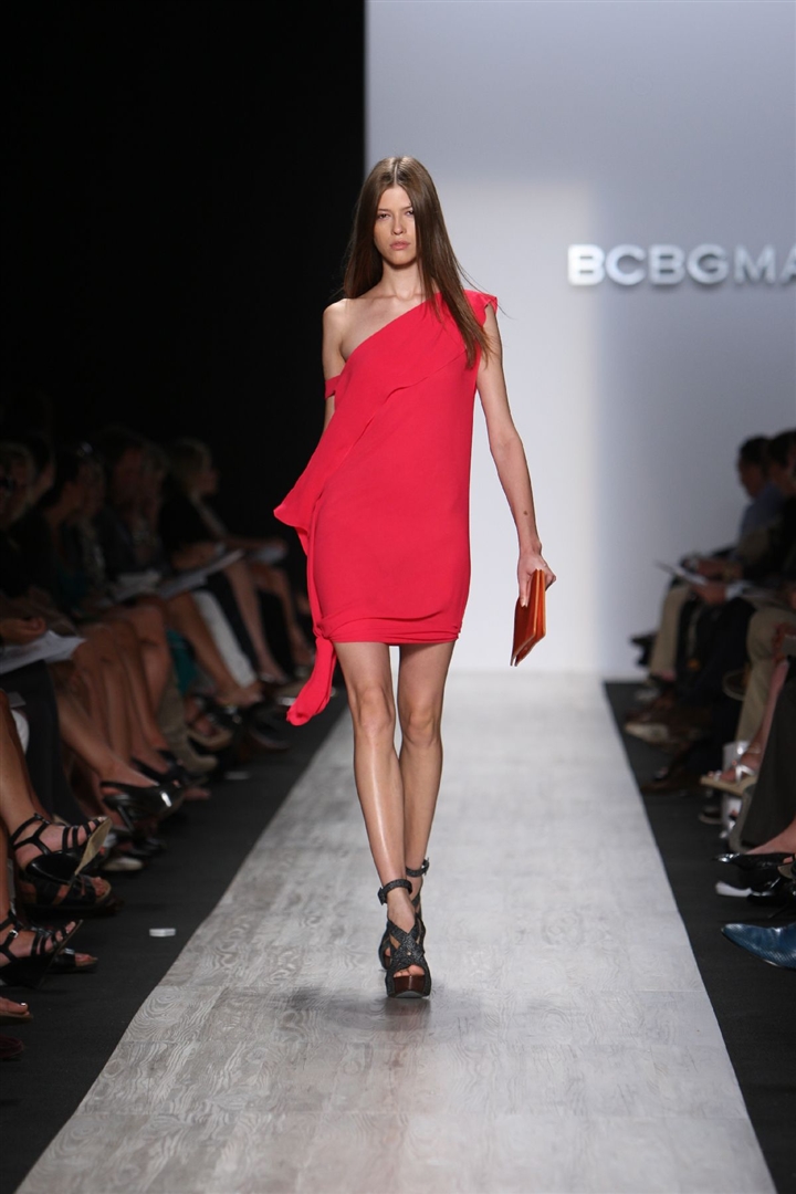 BCBG Max Azria 2009 İlkbahar/Yaz