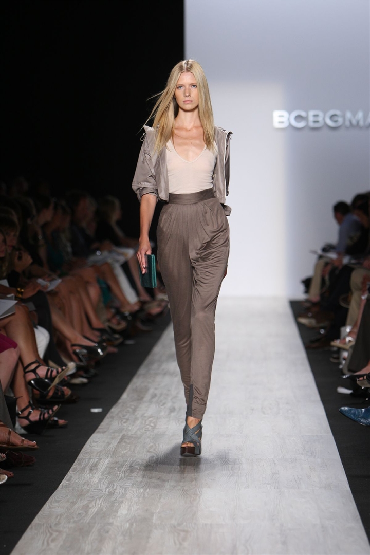 BCBG Max Azria 2009 İlkbahar/Yaz