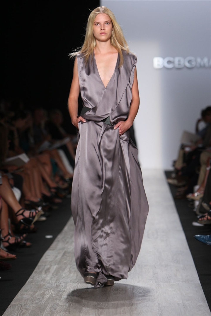 BCBG Max Azria 2009 İlkbahar/Yaz