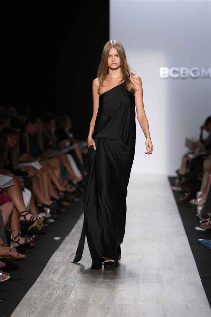 BCBG Max Azria 2009 İlkbahar/Yaz