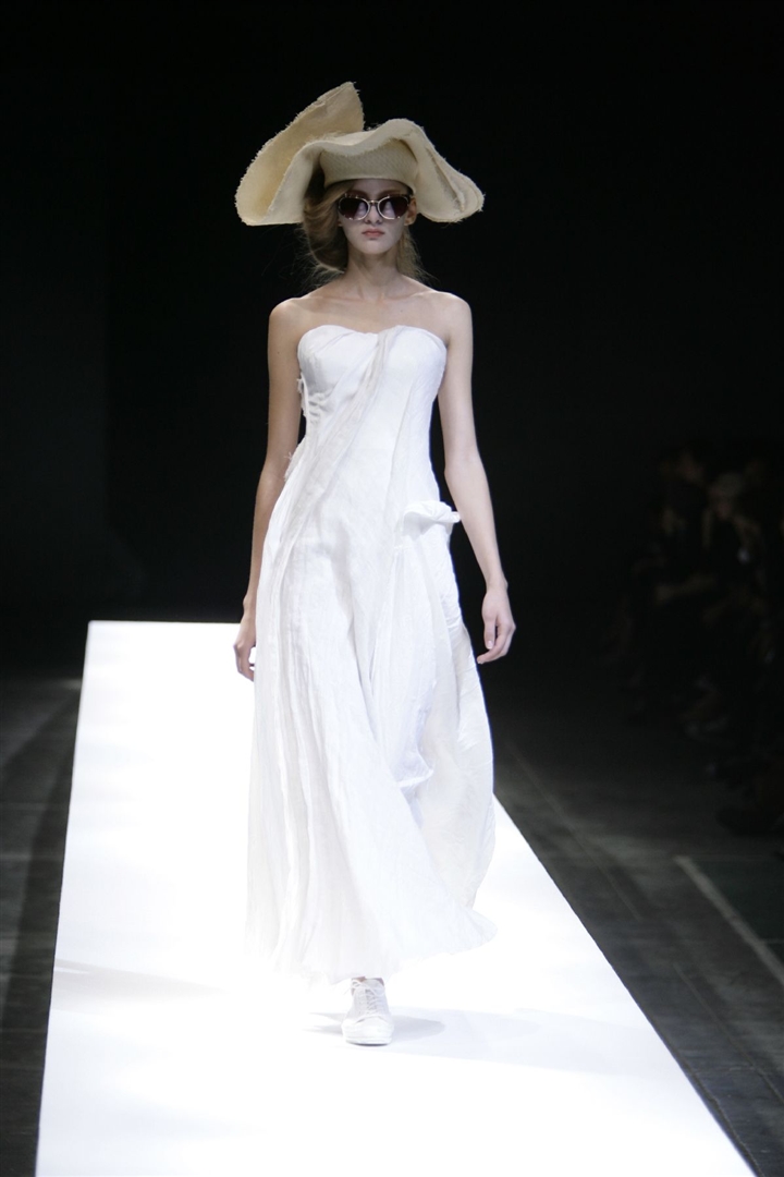 Yohji Yamamoto 2009 İlkbahar/Yaz