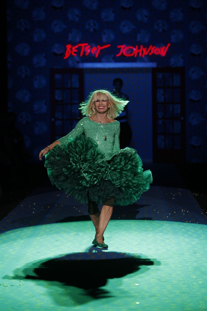 Betsey Johnson 2009 İlkbahar/Yaz