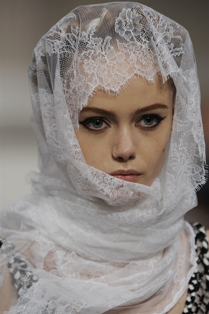 Oscar de la Renta 2010 İlkbahar/Yaz Detay