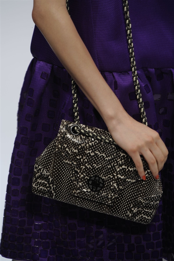 Oscar de la Renta 2010 İlkbahar/Yaz Detay