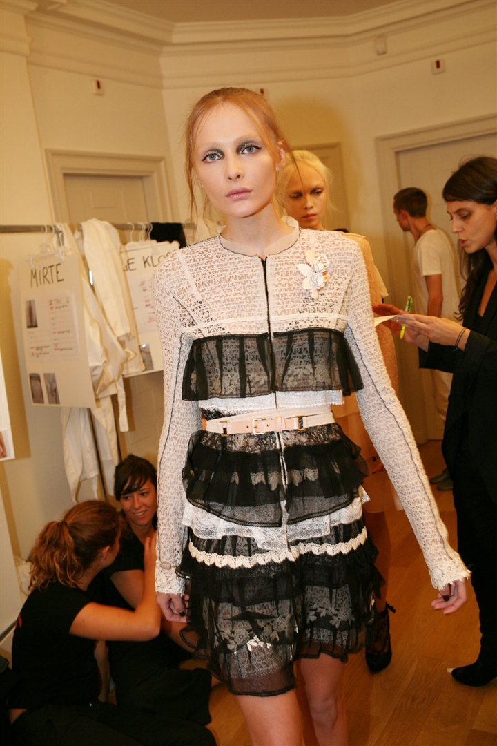 Nina Ricci 2010 İlkbahar/Yaz Çekim Arkası