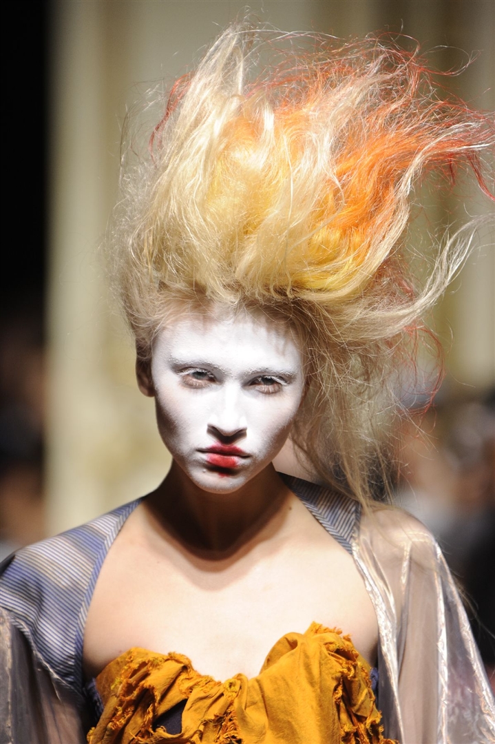 Vivienne Westwood 2010 İlkbahar/Yaz Güzellik