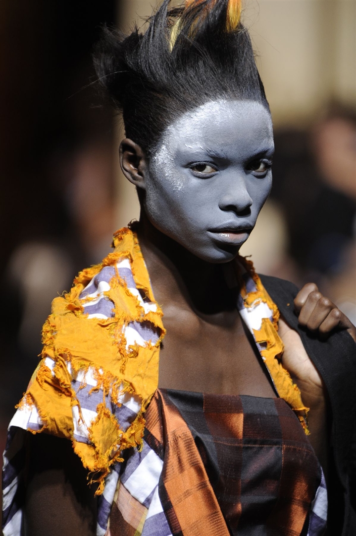 Vivienne Westwood 2010 İlkbahar/Yaz Güzellik